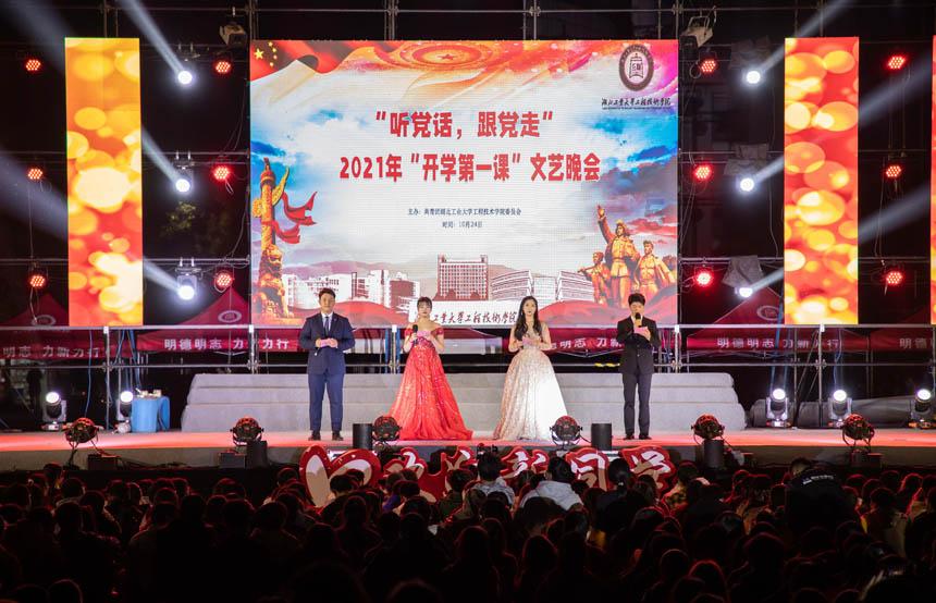 我今年十六岁,我可以找一个二十五岁的女朋友吗——专业问答类网站